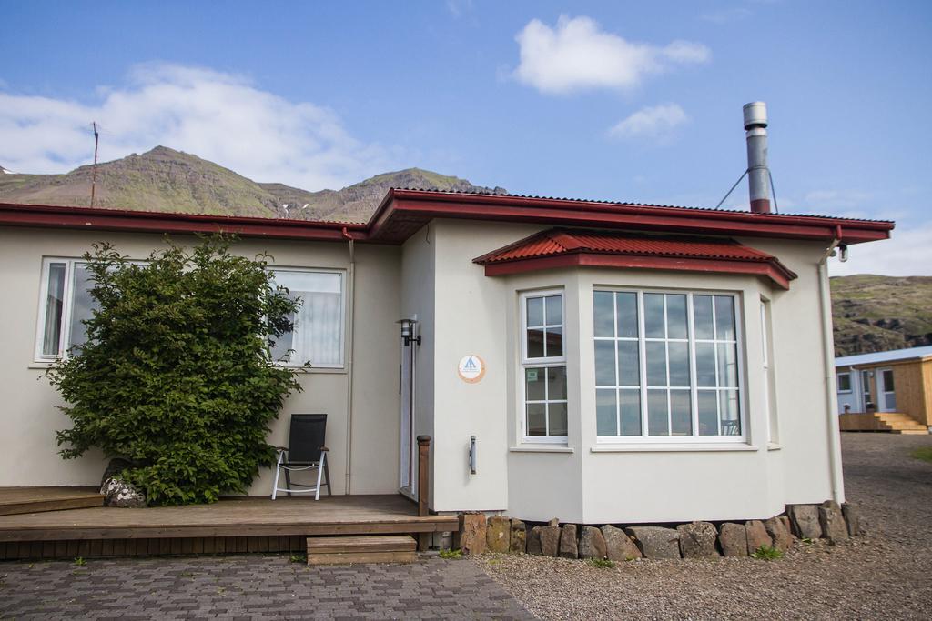 Berunes Hi Hostel Bagian luar foto